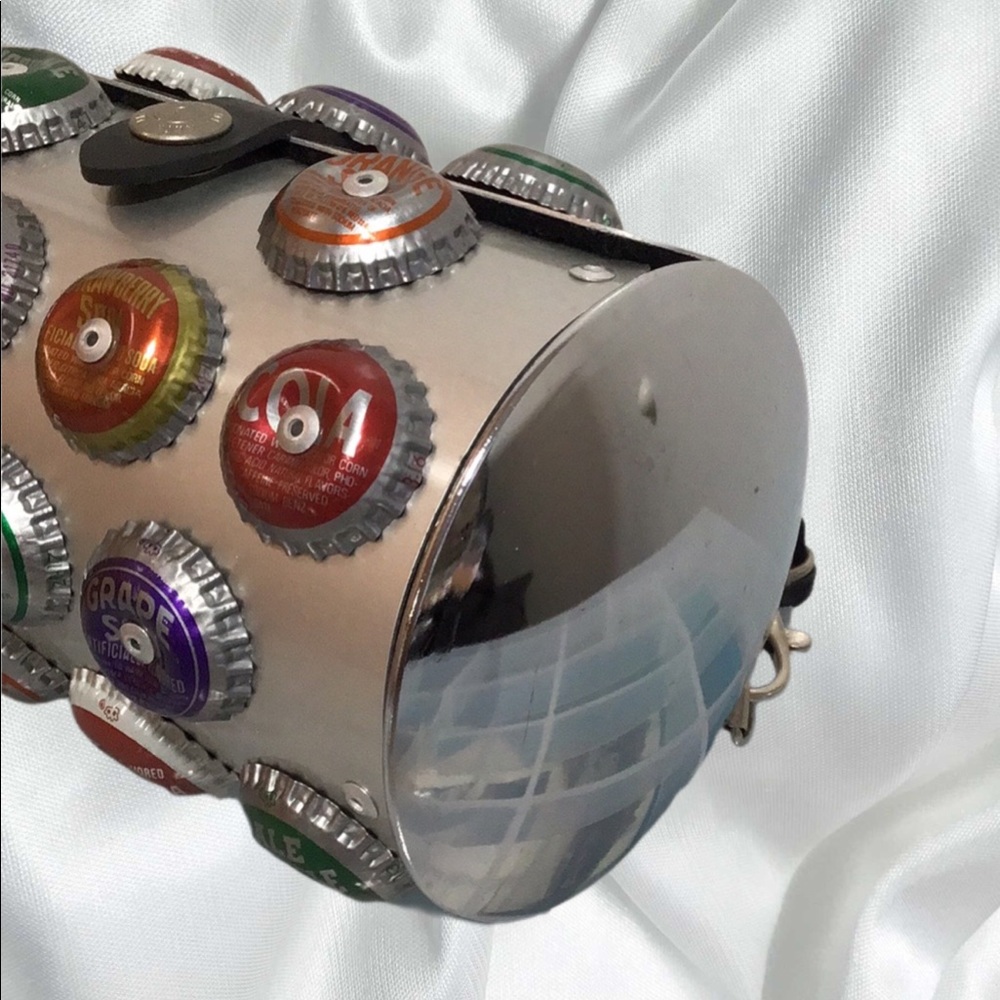 Littlearth Recycled Bottle Cap Cylinder Shape Metal Crossbody, Rubber Strap - Picture 7 of 13